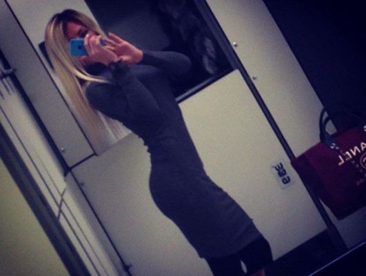 Купить проститутку в Питере (Инна, тел. 8 981 931-86-57)