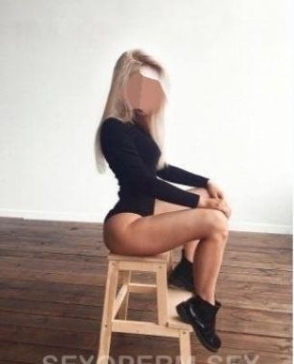 Питерская эскортница (Лика) с ню фото