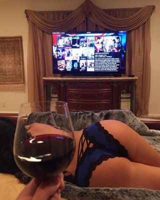 Купить проститутку в Питере (Саша, рост: 176, вес: 75)