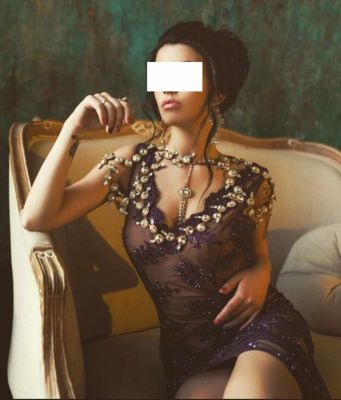 Заказать девушку от 6000 руб. в час (Ксюша, 31 лет)