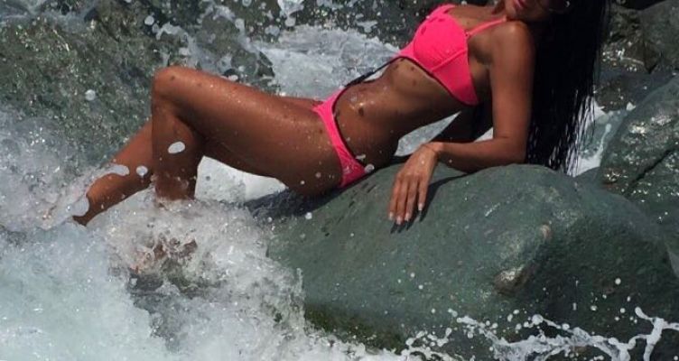 Студентка индивидуалка Яна, рост: 177, вес: 77