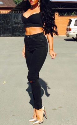 Яна, тел. 8 981 912-71-49 — модель для массажа