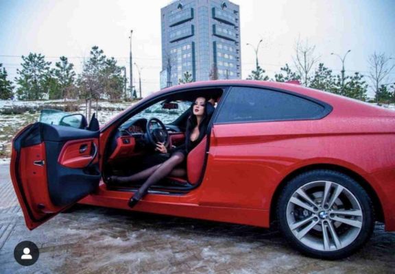 Яна — страпон услуги