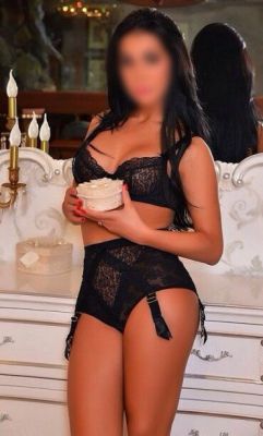 Аля, тел. 8 905 869-95-27 — модель для массажа