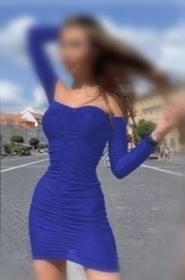 Купить проститутку в Питере (Вика, тел. 8 911 596-95-76)