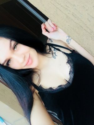 Купить проститутку в Питере (Марьяна, тел. 8 931 911-49-97)