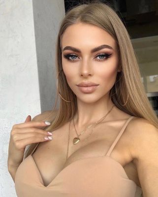 индивидуалка Кариша, закажите девушку онлайн