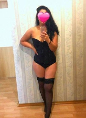фигуристая проститутка Каролина, 8 911 922-97-88, конфиденциально