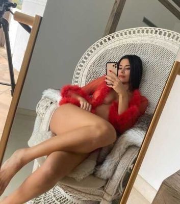 Лиза, 27 лет — услуги рабыни
