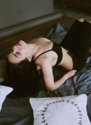 Молодая шлюшка Инна — анкета девушки
