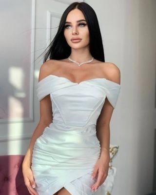 Бюджетная проститутка Мира, рост: 167, вес: 62