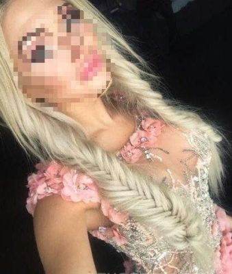 Алена — пышка в Питере