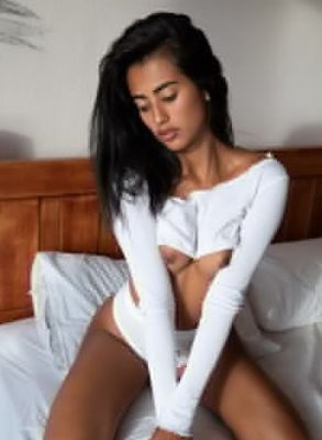 Алина — проститутка с большими формами, 30 лет