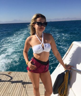 Алена, 31 лет — госпожа со страпоном