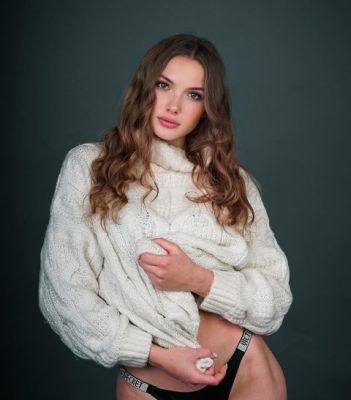 Кристина — эротический массаж лингама от 4500 руб. в час