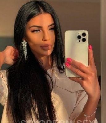 где снять дешевую проститутку (Вика, тел. 8 981 132-27-59)