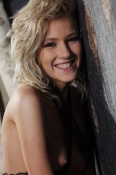 Шлюха Алика за 5000 руб. (Петербург)